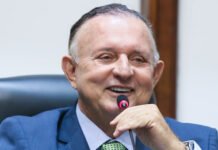Campo Formoso ‘pega fogo’ com nova etapa da Operação Overclean enquanto Adolfo curte o gelo da Groenlândia; veja