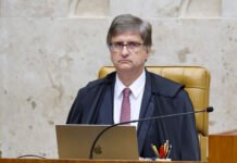 PGR se manifesta a favor de prisão domiciliar de Bolsonaro; ex-presidente está internado para tratar de pneumonia