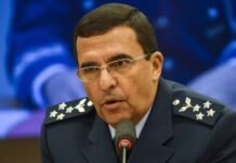 Em depoimento, ex-comandante da FAB diz que sofreu ataques por não aderir à tentativa de golpe