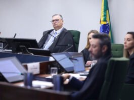 Dino exalta STF na proteção da soberania nacional após anúncio de Trump