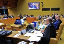 Metade dos deputados federais consideram que o STF sempre invade as competências do Congresso, diz Quaest