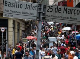 Por que a Rua 25 de Março entrou na mira de investigação de Trump após anúncio do tarifaço