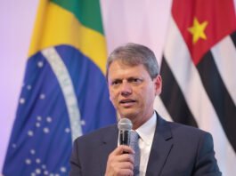 Tarcísio diz que o país cansou da polarização: ‘Não vamos a lugar nenhum’