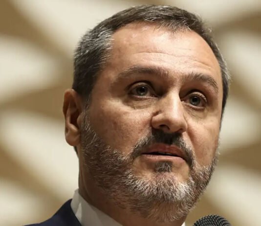 Diretor da Polícia Federal vê tentativa de intimidação em live de Eduardo e crava: ‘Nenhum investigado vai intimidar a PF’
