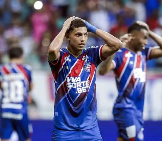 Erick Pulga deixa jogo do Bahia com suspeita de lesão na coxa: ‘Pouco provável ele contra o Sport’