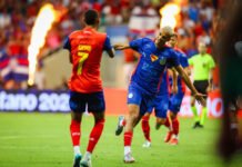Esquadrão de Aço: Em noite de Superman x Hulk, Bahia voa mais alto e supera Atlético-MG na Fonte Nova
