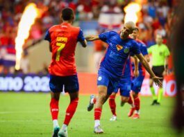 Esquadrão de Aço: Em noite de Superman x Hulk, Bahia voa mais alto e supera Atlético-MG na Fonte Nova