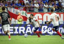 Everton recebe cartão vermelho por agressão; camisa dez começou no banco e ficou 33 minutos em campo