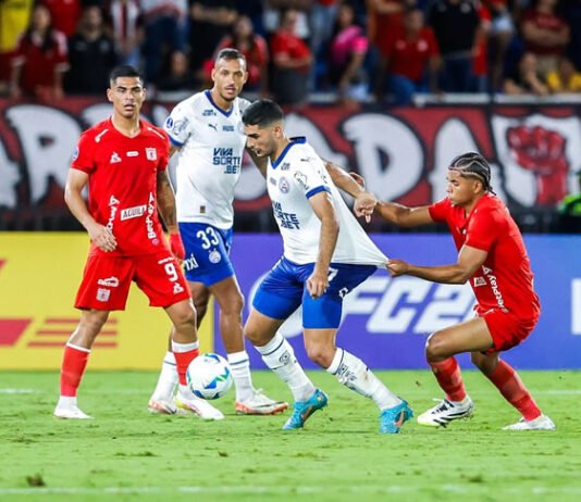 Fim da Linha: Com falha de Marcos Felipe, Bahia perde por 2×0 fora de casa e é eliminado da Sul-Americana