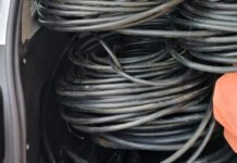 Câmara aprova projeto que aumenta penas para quem rouba cabo de energia e telefonia; texto vai à sanção de Lula