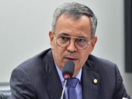 Câmara aprova projeto de deputado da Bahia que coloca autistas entre grupos prioritários de vacinação; veja como fica