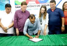 Prefeito Genival Deolino realiza assinatura da ordem de serviço para a requalificação do Centro Cultural e diz: ‘Avanços na nossa cultura não ficariam de fora’
