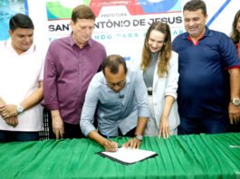Prefeito Genival Deolino realiza assinatura da ordem de serviço para a requalificação do Centro Cultural e diz: ‘Avanços na nossa cultura não ficariam de fora’