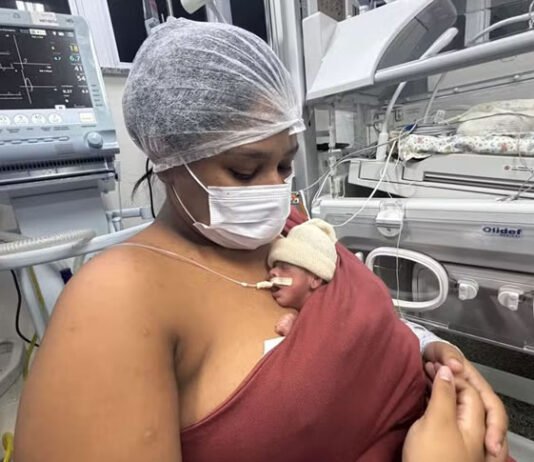 Jovem dá à luz quadrigêmeos em Salvador e hospital mobiliza campanha para ajudar família com doações