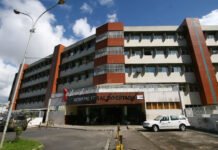 Entenda greve de médicos que atuam em cinco maternidades e hospitais estaduais de Salvador