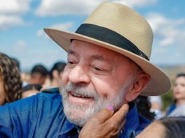 PT nega que Lula lance pré-candidatura à reeleição durante a celebração dos 46 anos da legenda em Salvador; veja mais