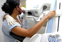 Senado Federal aprova projetos que reduzem para 30 anos a idade mínima para realização de mamografia