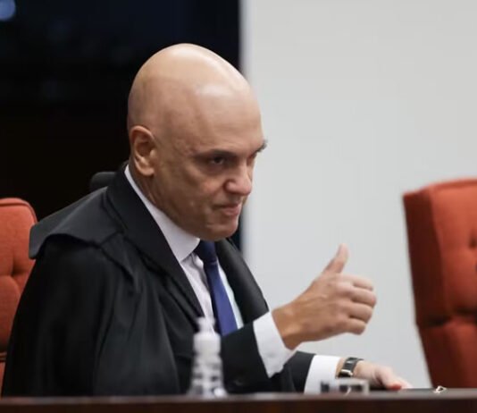 Moraes determina investigação médica sobre estado de saúde de Bolsonaro