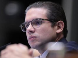 Hugo Motta nega traição ao Planalto e acusa governo de alimentar ‘nós contra eles’ e manda recado nas redes sociais