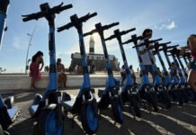 Salvador proíbe uso de patinetes elétricos para menores de 18 anos de idade; descumprimento pode gerar multa