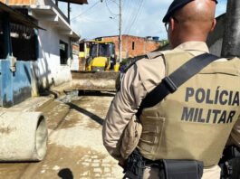 10 barricadas instaladas por grupos criminosos são destruídas na Ilha de Itaparica e Vera Cruz durante a Operação Circuito Fechado deflagrada pela SSP-BA