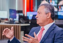 Rui Costa diz que Tarcísio apoia tarifaço e quer agradar Bolsonaro