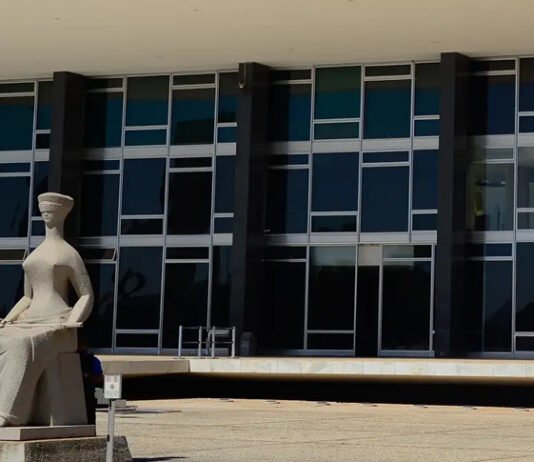 No STF, servidor diz que governo Bolsonaro tentou ligar Lula a facção