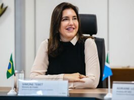 Simone Tebet diz que impasse sobre tarifaço com Trump é mais sobre Alexandre de Moraes do que Lula