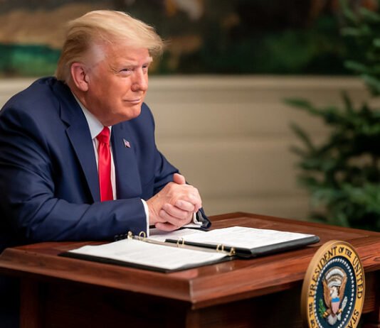 Governo Trump condena prisão domiciliar de Bolsonaro e faz críticas a Alexandre de Moraes