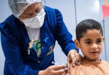 Bahia aplicou 49,9 mil doses de vacinas em crianças e adolescentes no 1º tri de 2025