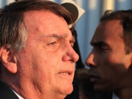 Moraes autoriza Bolsonaro a receber visita de médicos particulares