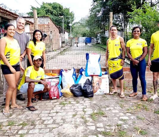 Atletas do Speed Night se unem em ação solidária e arrecadam cerca de 90 quilos em ração para a ONG Amo Animais em Santo Antônio de Jesus