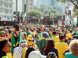 No ápice, ato pró-Bolsonaro na Avenida Paulista reuniu 37,6 mil pessoas, segundo metodologia feita pela USP