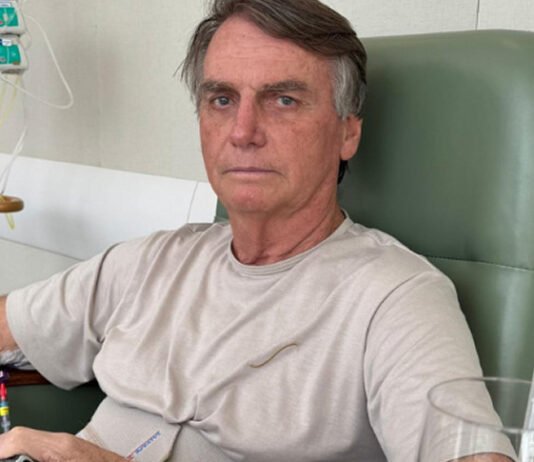 Novo boletim aponta estado de saúde de Bolsonaro