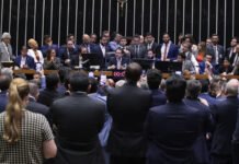Punição de amotinados: risco de tudo acabar numa pizza de 14 pedaços