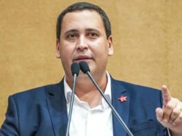‘Não é obrigado a ter três candidatos do PT, mas também não pode ser proibido’, disse Éden sobre a chapa puro-sangue
