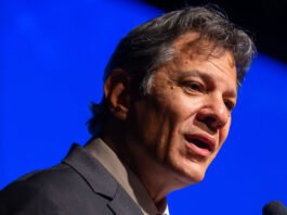 Veja: Haddad sai em defesa de Jaques Wagner e disse ser testemunha de que senador já atuou contra o Banco Master