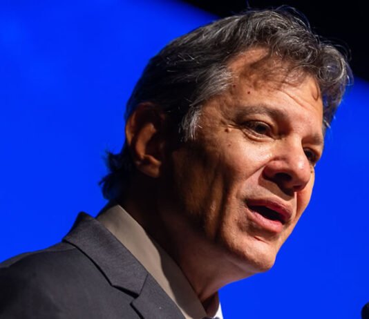 Haddad diz que bolsonarismo tem feito ataques ao BB: ‘Estão tentando minar as instituições públicas do país’; veja mais