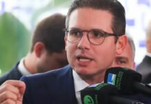 Hugo Motta pauta fim da escala 6×1 em estratégia para destravar pautas da Câmara