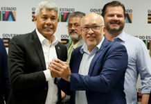 Governador recebe prefeito de Itaparica para discutir demandas emergenciais e atualizar projeto da ponte que vai transformar a mobilidade da região; confira