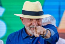 Um dia após prisão de Bolsonaro, Lula diz em evento que não quer falar sobre ‘cidadão que tentou dar um golpe’