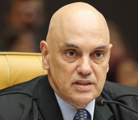 Moraes pede ao STF o agendamento do julgamento de Bolsonaro e outros sete réus em trama golpista; saiba como fica
