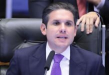Sem consenso entre líderes, Motta adia a votação do fim do foro privilegiado e tema pode aparecer nos próximos dias