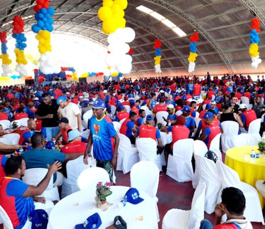 Prefeitura promoveu pela terceira vez o maior e mais organizado evento dos pais em Salinas da Margarida e prefeita diz que vai seguir trabalhando pela cidade