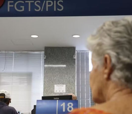 Abono salarial PIS-Pasep 2025 terá último lote de pagamento nesta sexta; veja quem vai receber