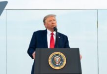 Donald Trump é declarado ‘persona non grata’ por vereadores de cidade brasileira