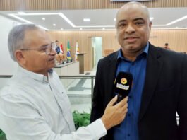 Uberdan diz: ‘É vereador fazendo papel de assessor de secretário, SAJ vive o caos, é saúde, transporte e cemitério’ e chama IPTU de ‘tarifaço de Genival’