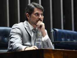 Senado vai recorrer no STF de medidas contra Marcos do Val, diz Alcolumbre; senador está utilizando tornozeleira