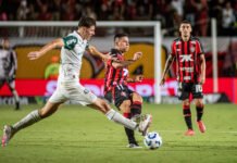 Vitória sai na frente contra o Palmeiras, mas cede empate na segunda etapa e mantém tabu no Barradão
