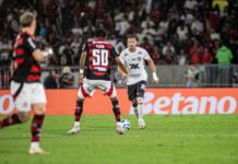 Humilhação: Vitória é atropelado pelo Flamengo por 8 a 0 e sofre a maior goleada da era dos pontos corridos